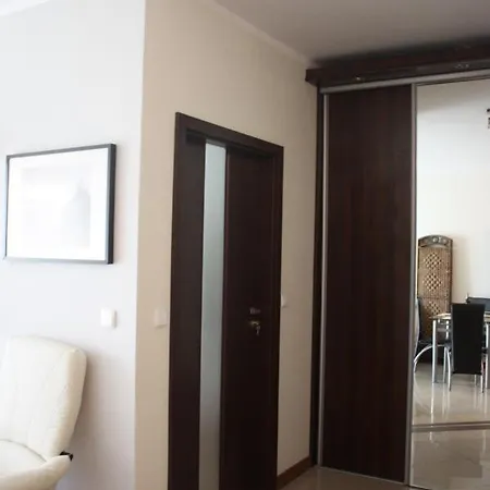 Platan Patio 2- Berry Apartamento