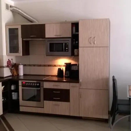 Platan Patio 2- Berry Apartamento